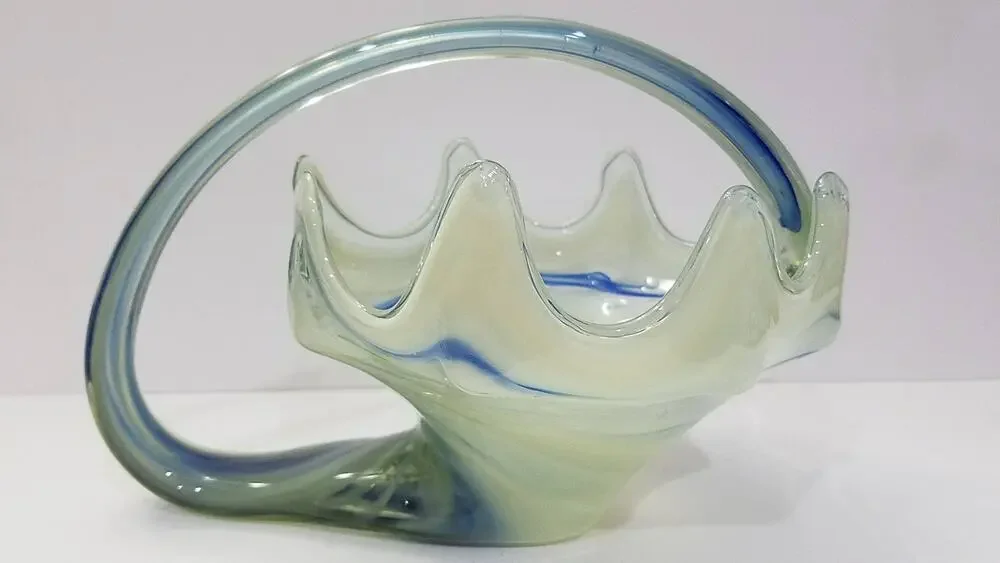 Vintage Handblown Swirled Glass Bowl/Basket/Candy Dish with Handle